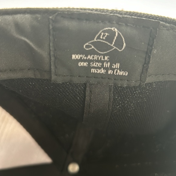 BMW Black Baseball Style Hat With Stitched Logo Adjustable OS Velcro Closure - Picture 10 of 12